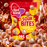 Red Band Bites Sour Cola 145 g – Savanyú töltött kólaízű rágós cukorka